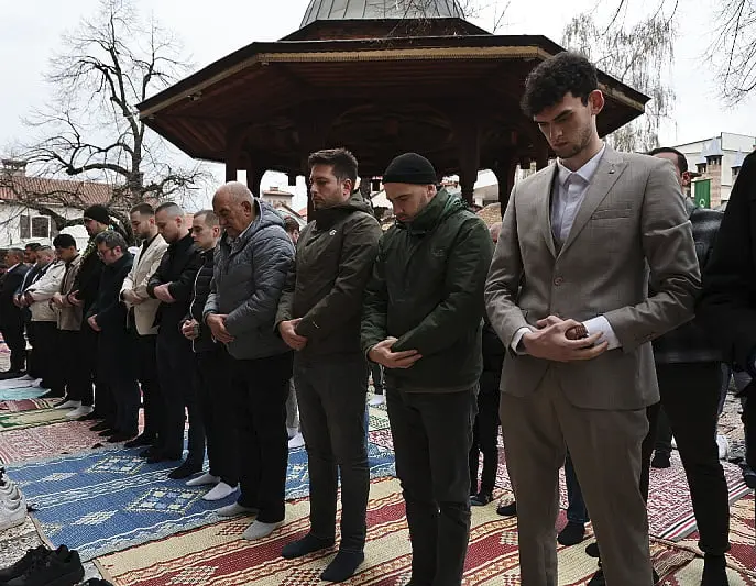 Ramazanski bajram u BiH počinje u petak: Poznati termini molitve i centralne svečanosti